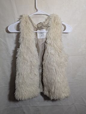 XS Fur Vest W Adjustable Hooks N Strings